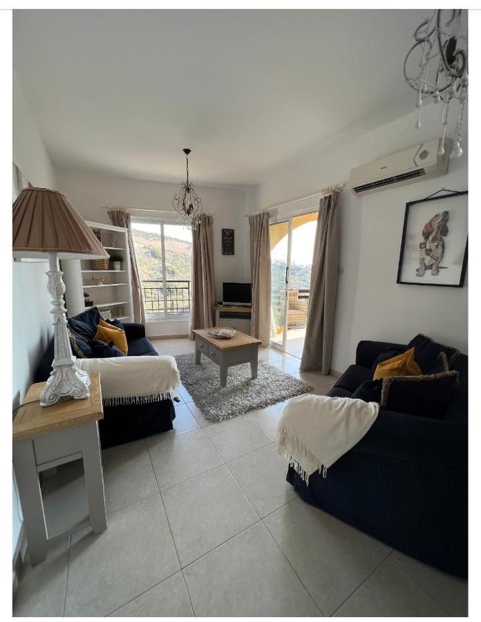 Hillview Apartment Peyia Esterno foto