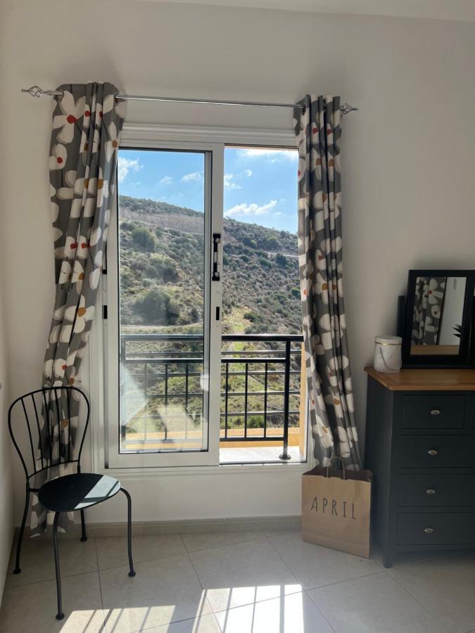 Hillview Apartment Peyia Esterno foto