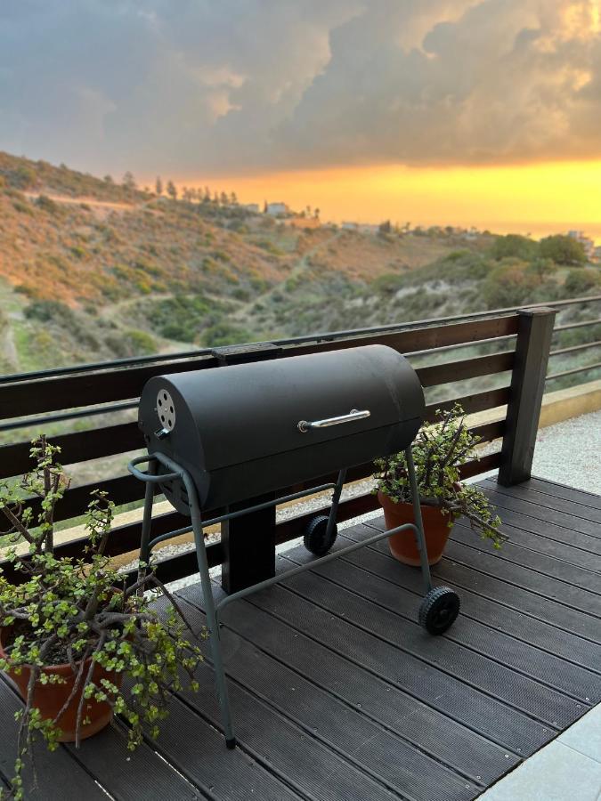 Hillview Apartment Peyia Esterno foto