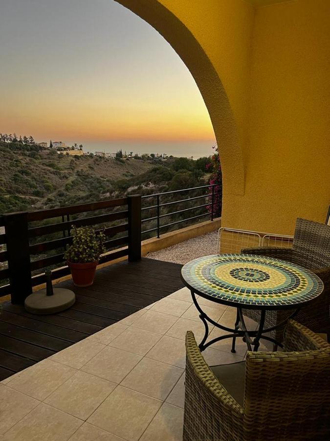 Hillview Apartment Peyia Esterno foto
