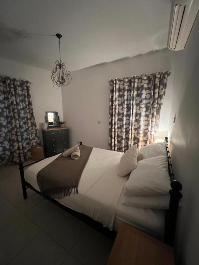 Hillview Apartment Peyia Esterno foto