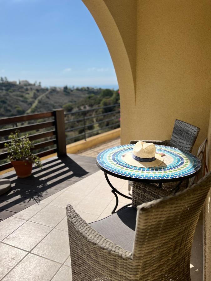 Hillview Apartment Peyia Esterno foto